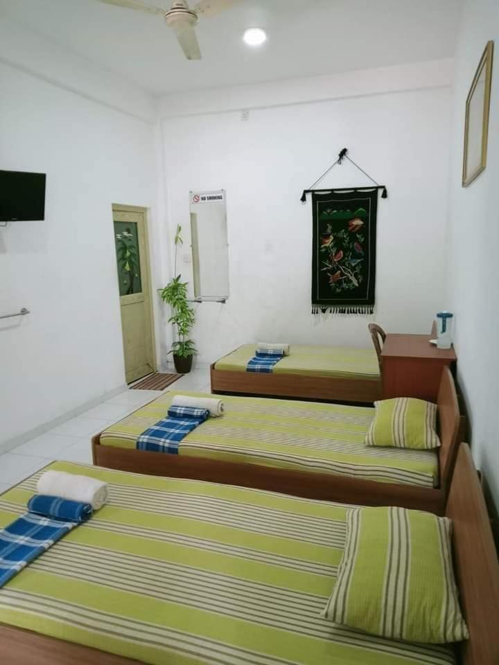 Dinimuthu Rest Inn Wellawaya Ngoại thất bức ảnh