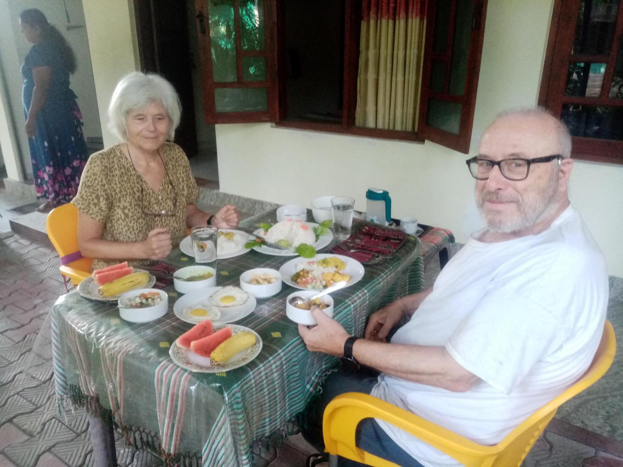 Dinimuthu Rest Inn Wellawaya Ngoại thất bức ảnh